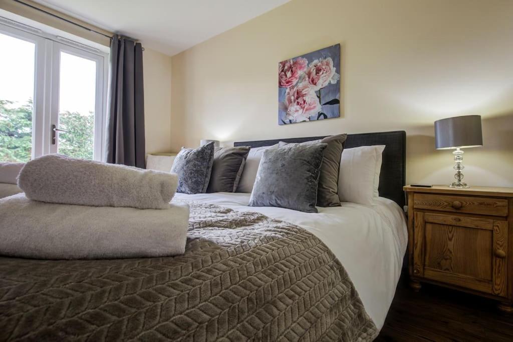 Ingledale Apartment, Ingleton, Yorkshire Dales National Park, Famous Three Peaks, Near The Lake District, Pets Are Welcome Ingleton  Exterior foto