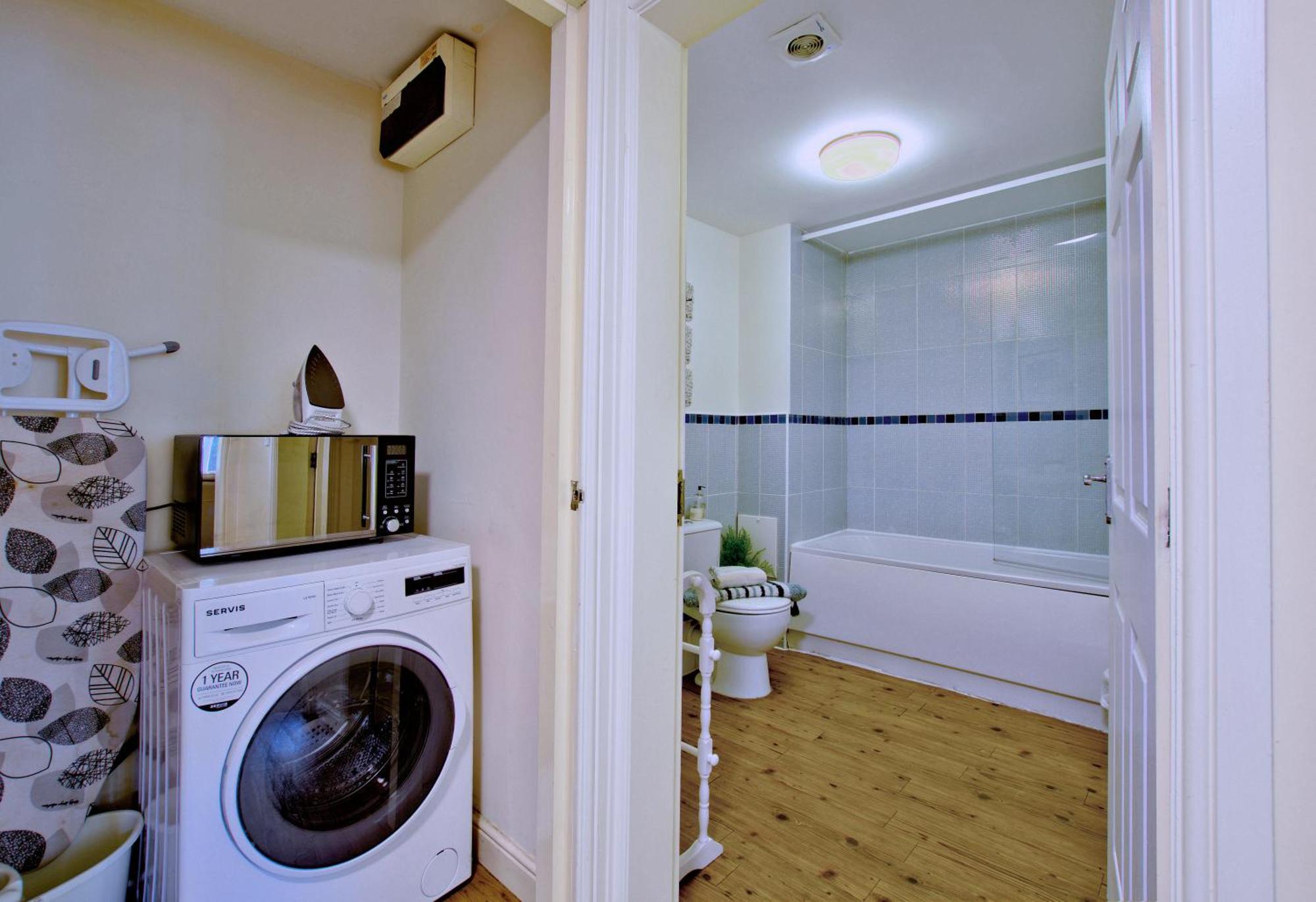 Ingledale Apartment, Ingleton, Yorkshire Dales National Park, Famous Three Peaks, Near The Lake District, Pets Are Welcome Ingleton  Exterior foto