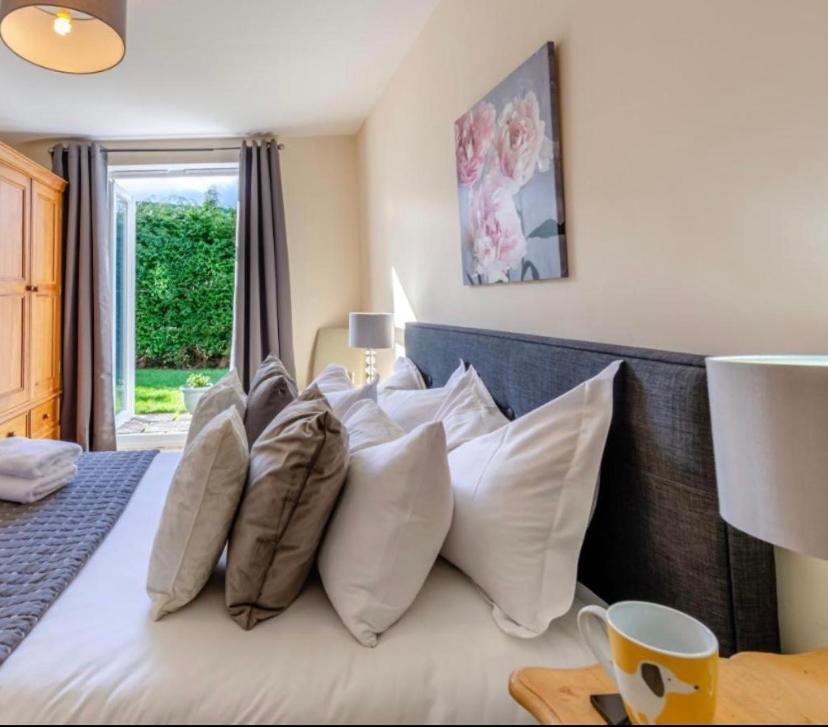 Ingledale Apartment, Ingleton, Yorkshire Dales National Park, Famous Three Peaks, Near The Lake District, Pets Are Welcome Ingleton  Exterior foto