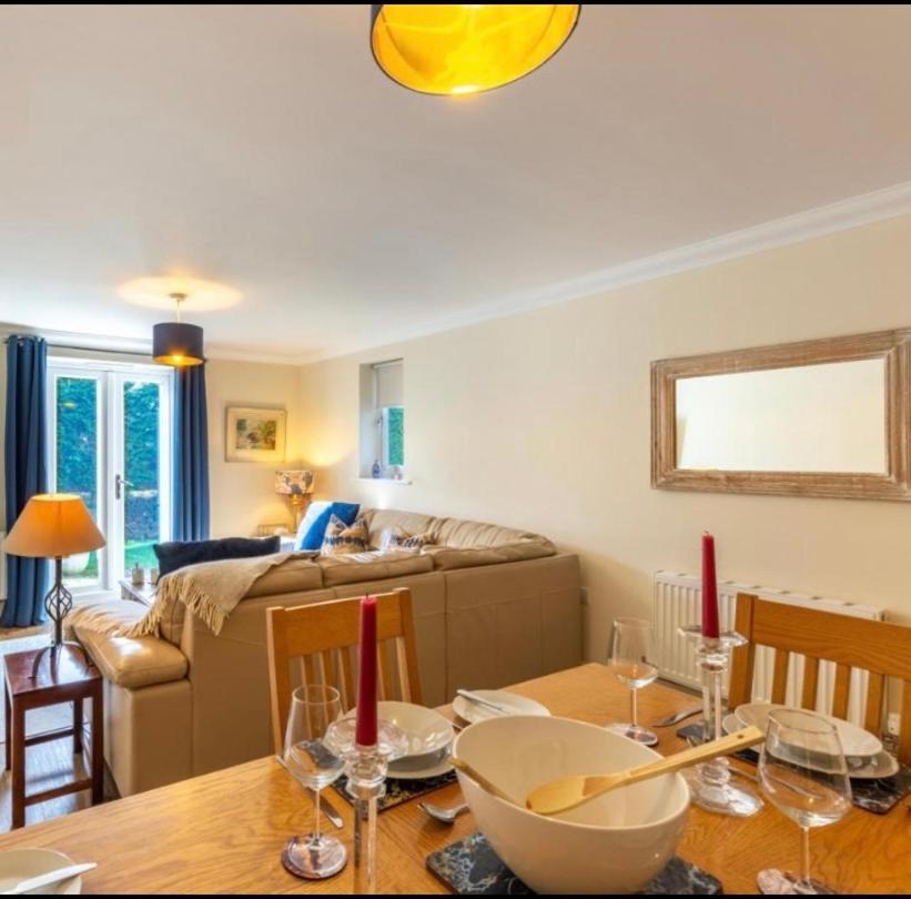 Ingledale Apartment, Ingleton, Yorkshire Dales National Park, Famous Three Peaks, Near The Lake District, Pets Are Welcome Ingleton  Exterior foto